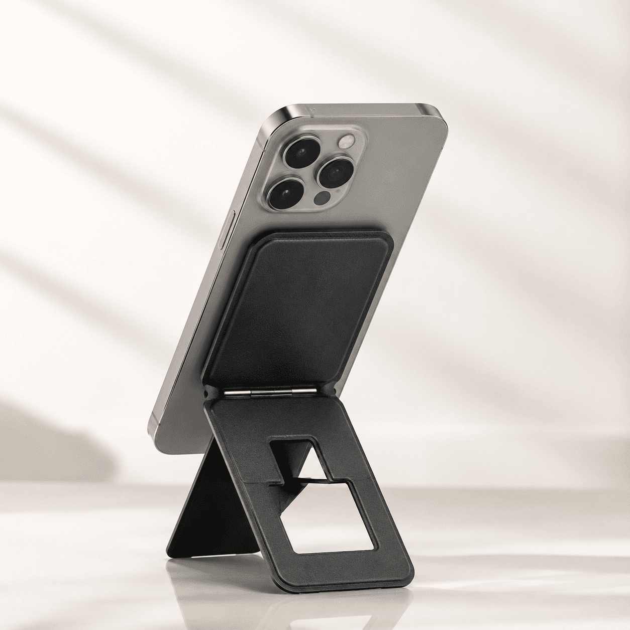 Carteira magnética PU com suporte ajustável para telefone